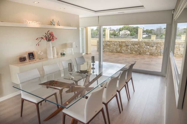 Chalet de 6 habitaciones en Alfaz del Pi / L'Alfàs del Pi en venta con piscina garaje - 1.400.000 € (Ref: 8059454)