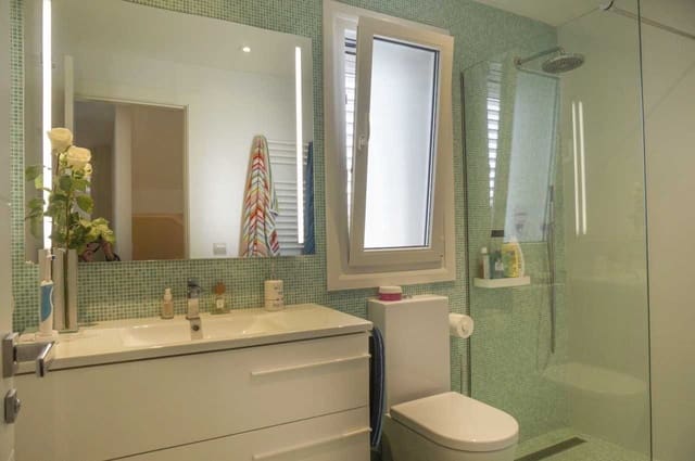 Chalet de 6 habitaciones en Alfaz del Pi / L'Alfàs del Pi en venta con piscina garaje - 1.400.000 € (Ref: 8059454)