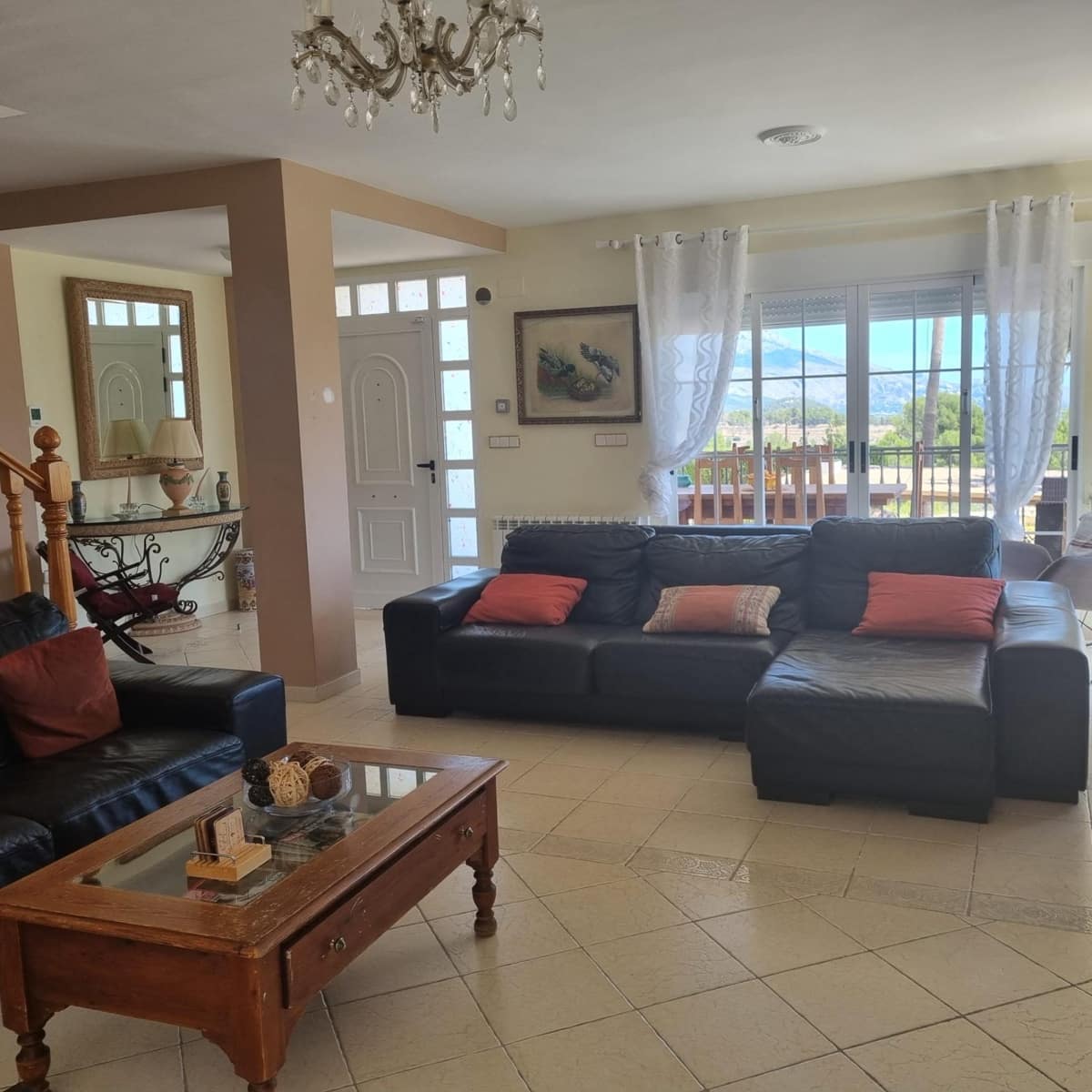 Chalet de 4 habitaciones en Polop en alquiler con piscina garaje - 3.000 € (Ref: 8059458)