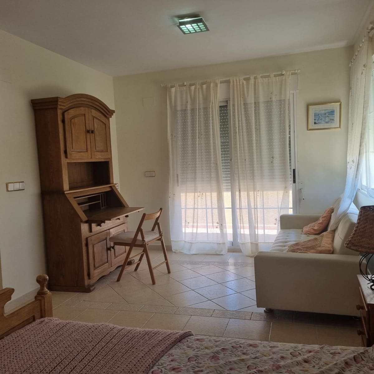 Chalet de 4 habitaciones en Polop en alquiler con piscina garaje - 3.000 € (Ref: 8059458)