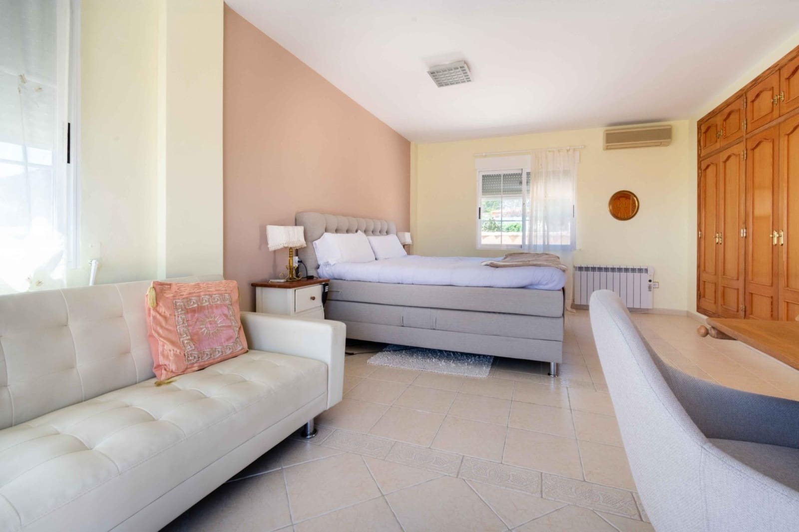 4 Zimmer Villa zu vermieten in Polop mit Pool Garage - 3.500 € (Ref: 8059458)