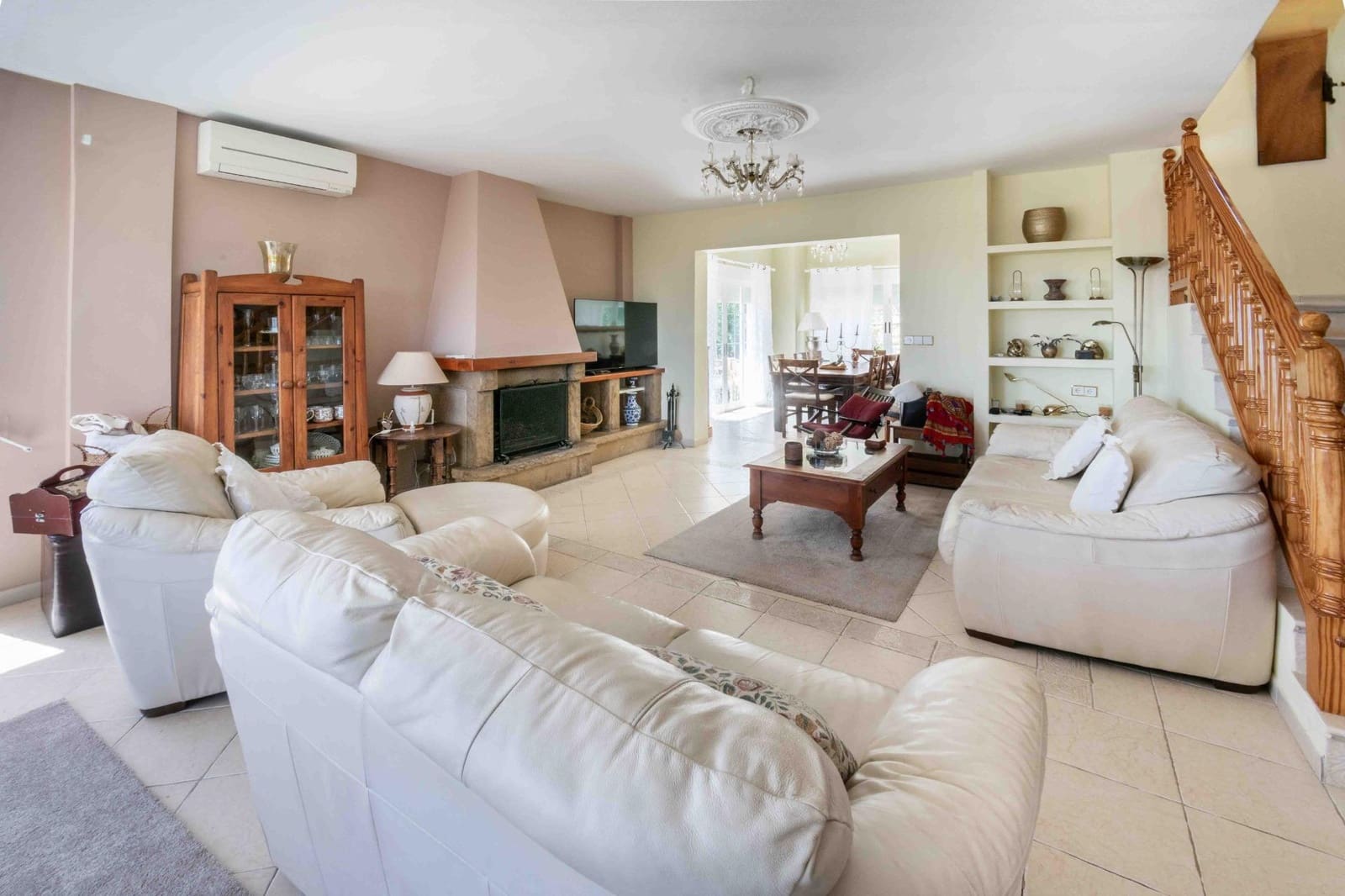4 Zimmer Villa zu vermieten in Polop mit Pool Garage - 3.500 € (Ref: 8059458)