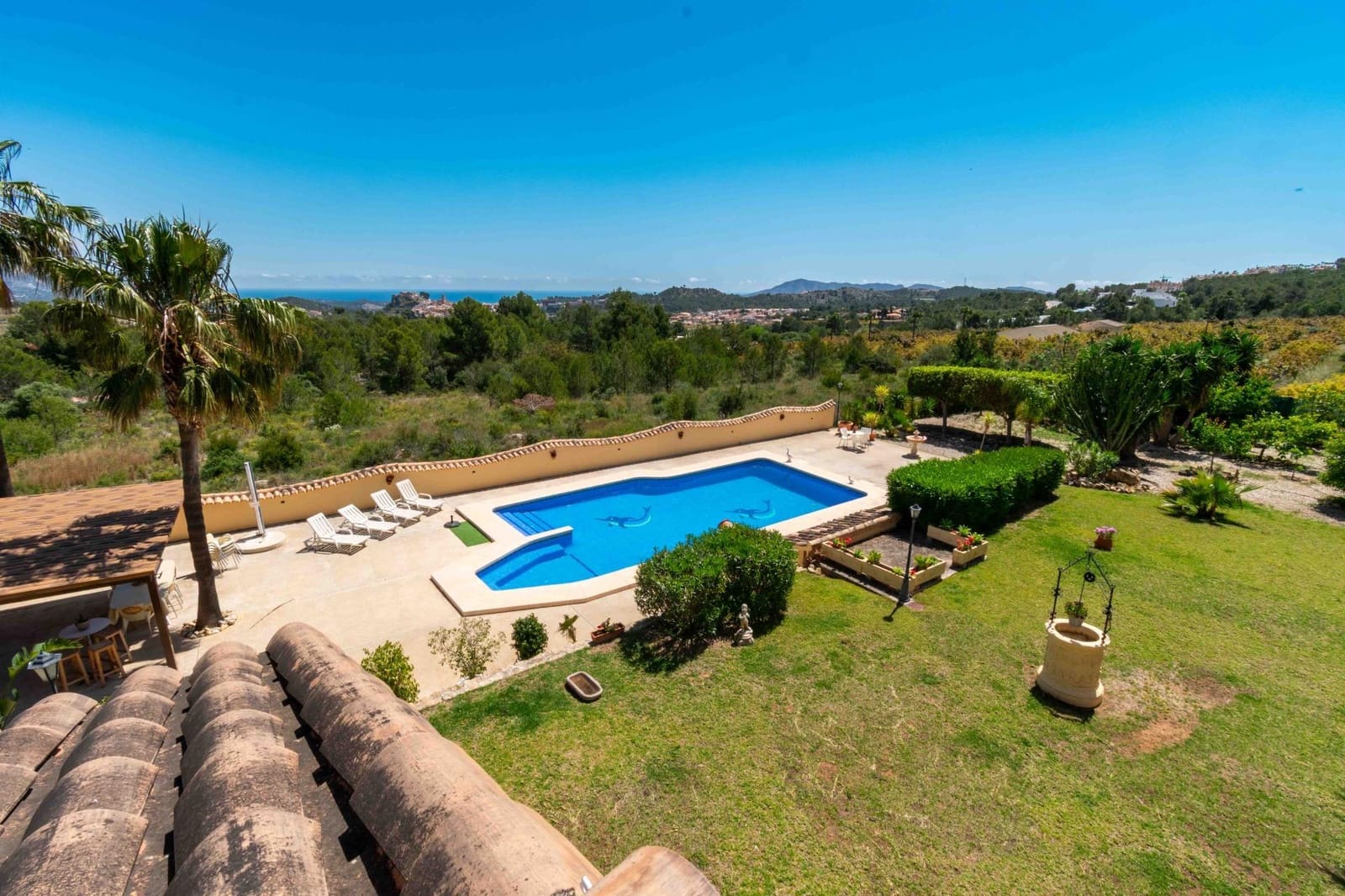 4 Zimmer Villa zu vermieten in Polop mit Pool Garage - 3.500 € (Ref: 8059458)