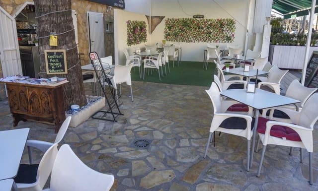 1 Zimmer Villa zu verkaufen in Albir, Alfaz del Pi / L'Alfàs del Pi mit Garage - 800.000 € (Ref: 8059464)