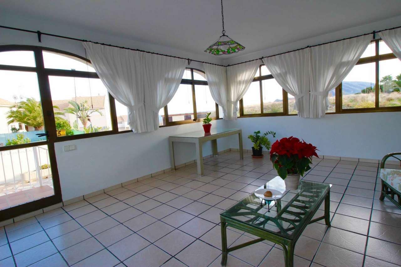 9 bedroom Villa for sale in Altea with garage - € 850,000 (Ref: 8059466)