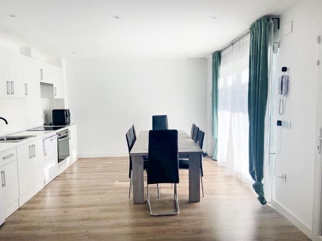 4 bedroom Villa for sale in La Nucia with pool garage - € 586,000 (Ref: 8059480)