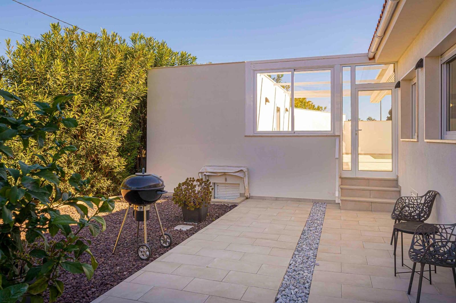 4 bedroom Villa for sale in Albir with pool garage - € 975,000 (Ref: 8059482)