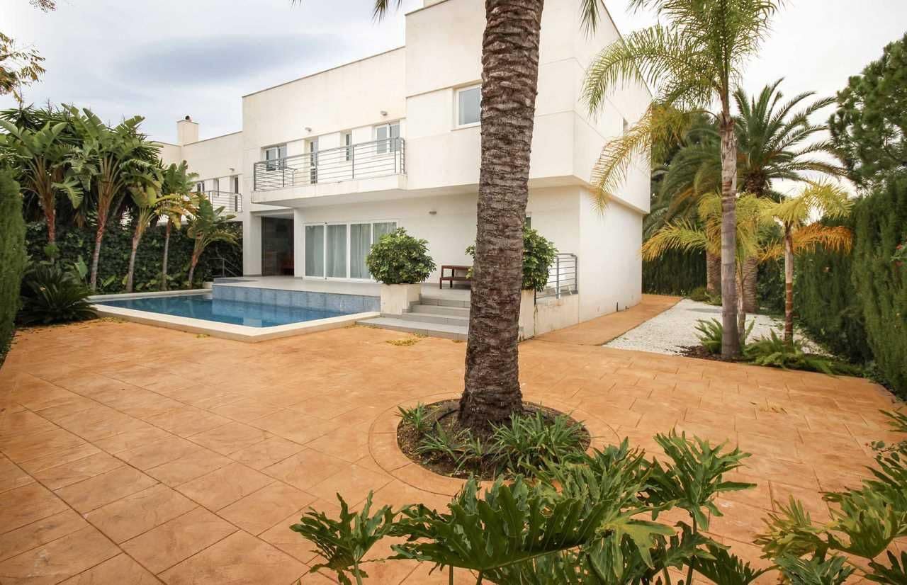 4 Zimmer Villa zu verkaufen in Albir mit Pool Garage - 950.000 € (Ref: 8059483)