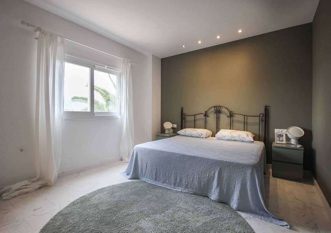 4 Zimmer Villa zu verkaufen in Albir mit Pool Garage - 950.000 € (Ref: 8059483)