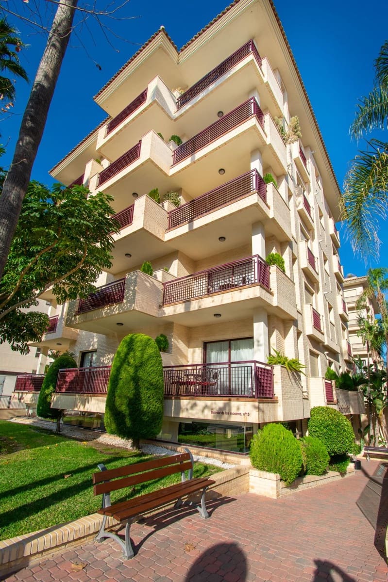 1 soveværelse Lejlighed til leje i Albir med swimmingpool - € 2.500 (Ref: 8059530)