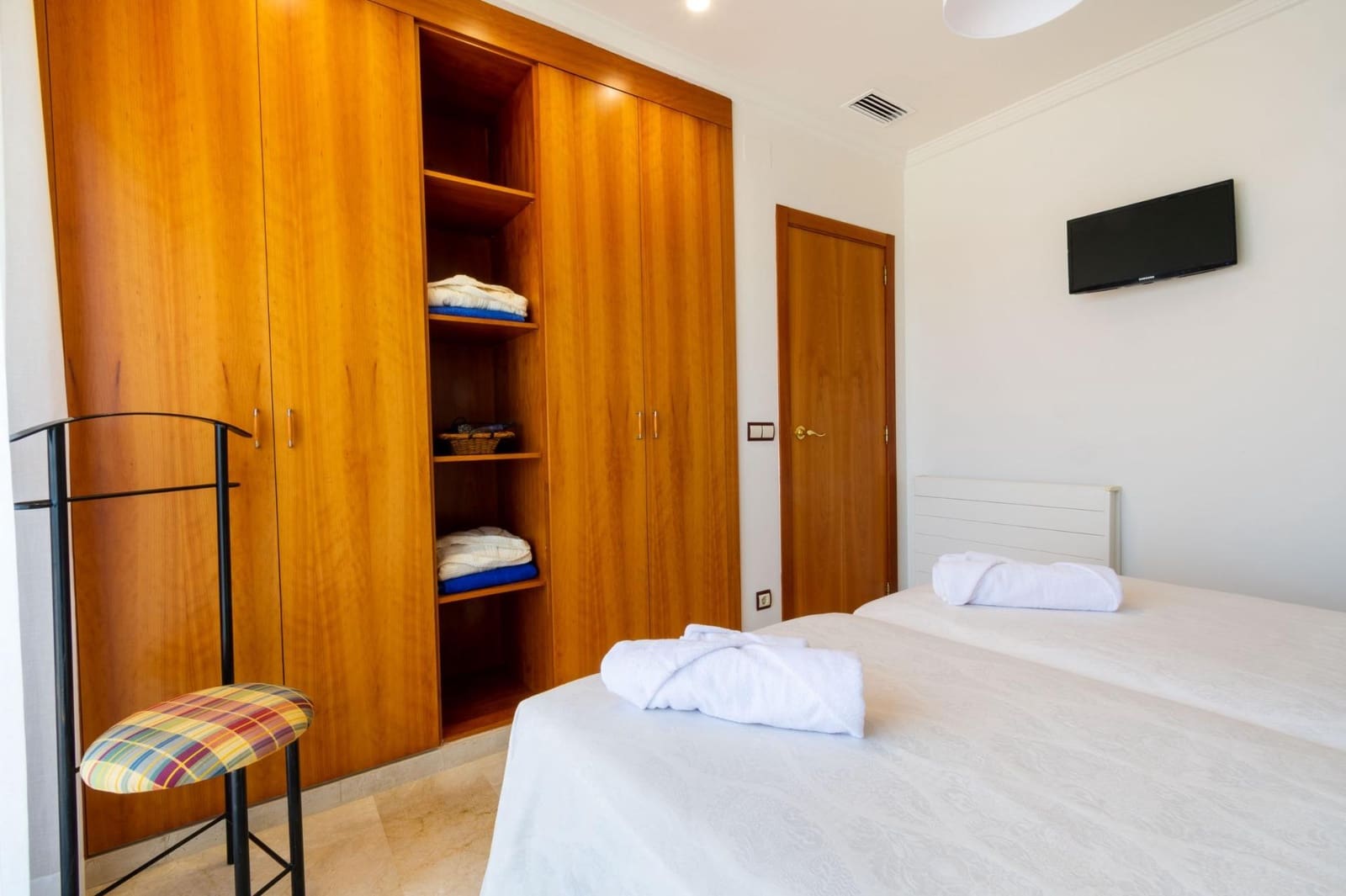 1 soveværelse Lejlighed til leje i Albir med swimmingpool - € 2.500 (Ref: 8059530)