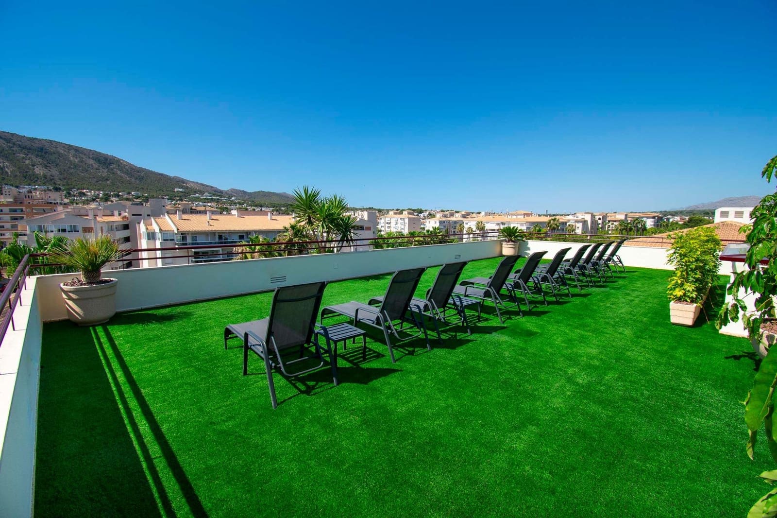 1 soveværelse Lejlighed til leje i Albir med swimmingpool - € 2.500 (Ref: 8059530)