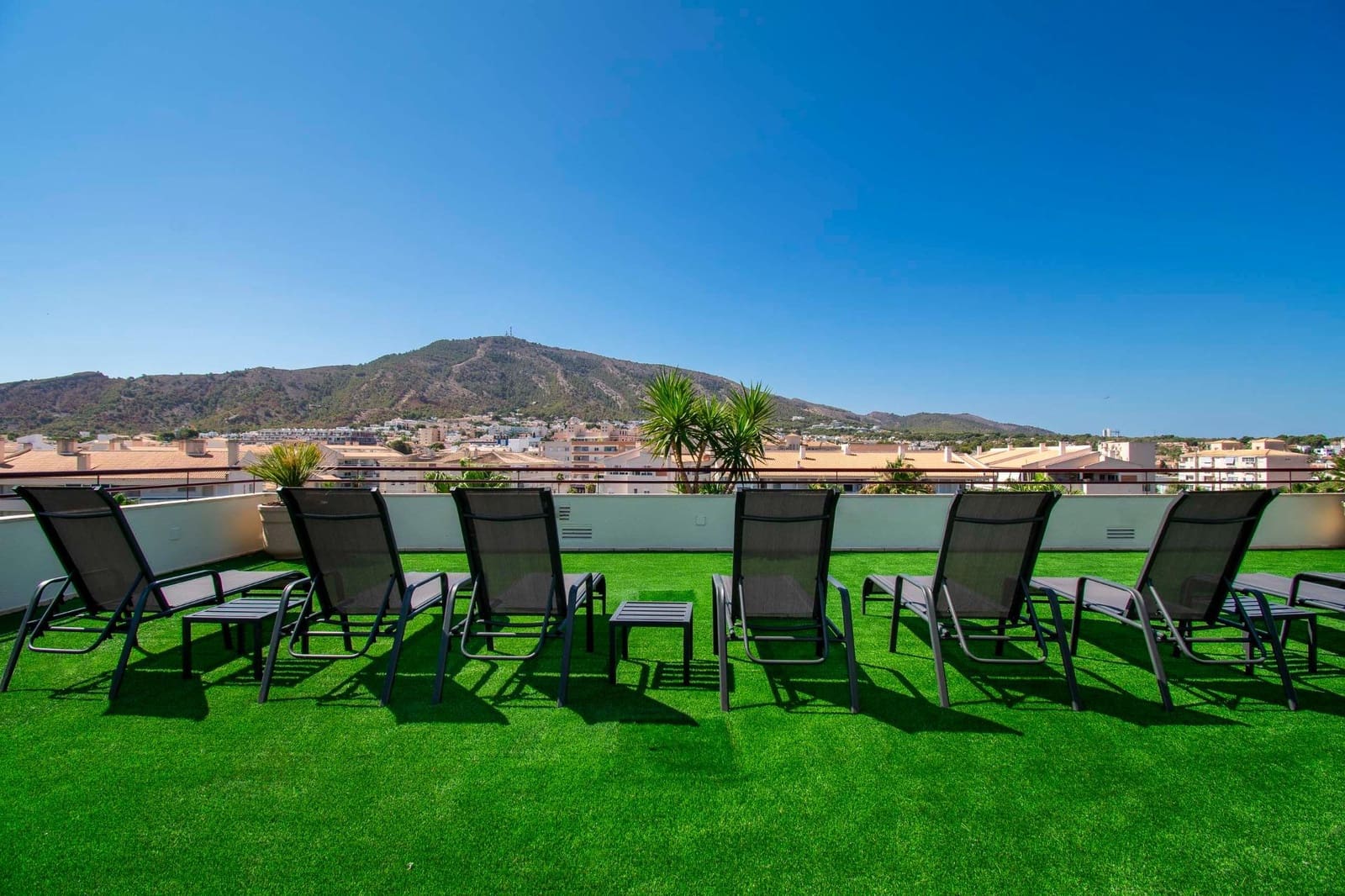 1 soveværelse Lejlighed til leje i Albir med swimmingpool - € 2.500 (Ref: 8059530)