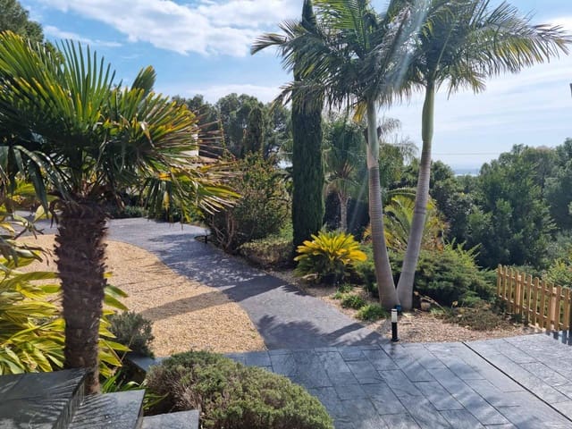 7 soverom Villa til salgs i Altea med svømmebasseng garasje - € 1 990 000 (Ref: 8059543)