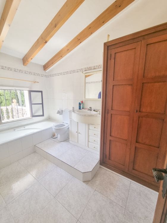 Chalet de 3 habitaciones en Alfaz del Pi / L'Alfàs del Pi en venta con piscina garaje - 430.000 € (Ref: 8059580)