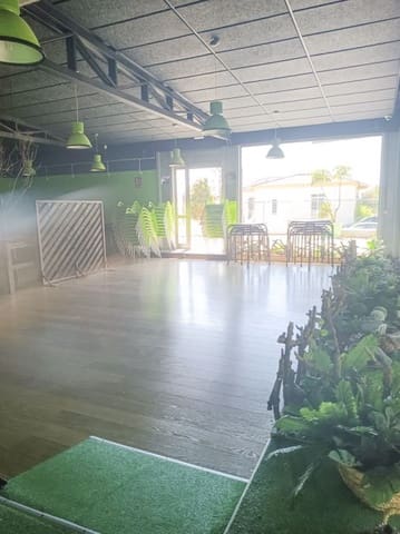 Kommersiell til leie i La Nucia med garasje - € 2 000 (Ref: 8059582)