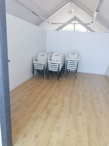 Kommersiell til leie i La Nucia med garasje - € 2 000 (Ref: 8059582)