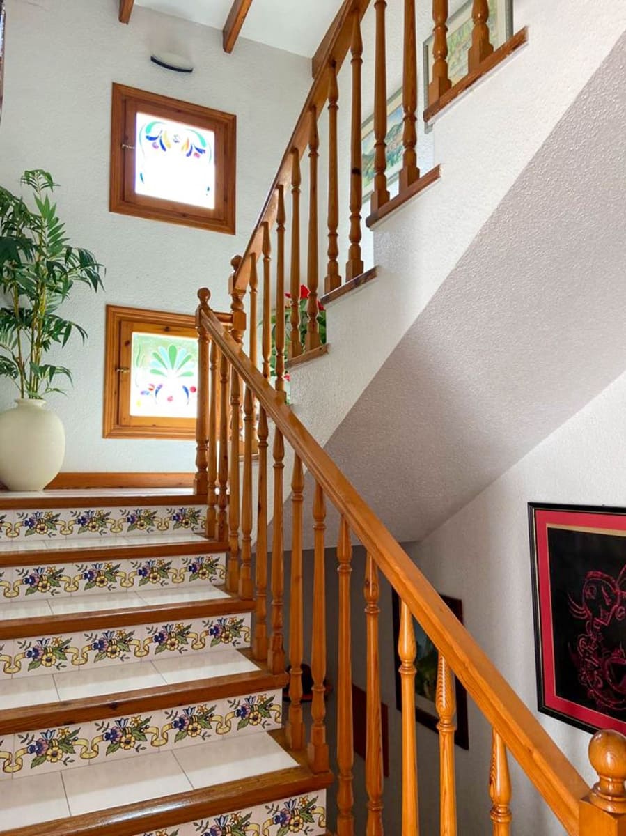 5 soverom Villa til salgs i Benidorm med svømmebasseng garasje - € 745 000 (Ref: 8059585)