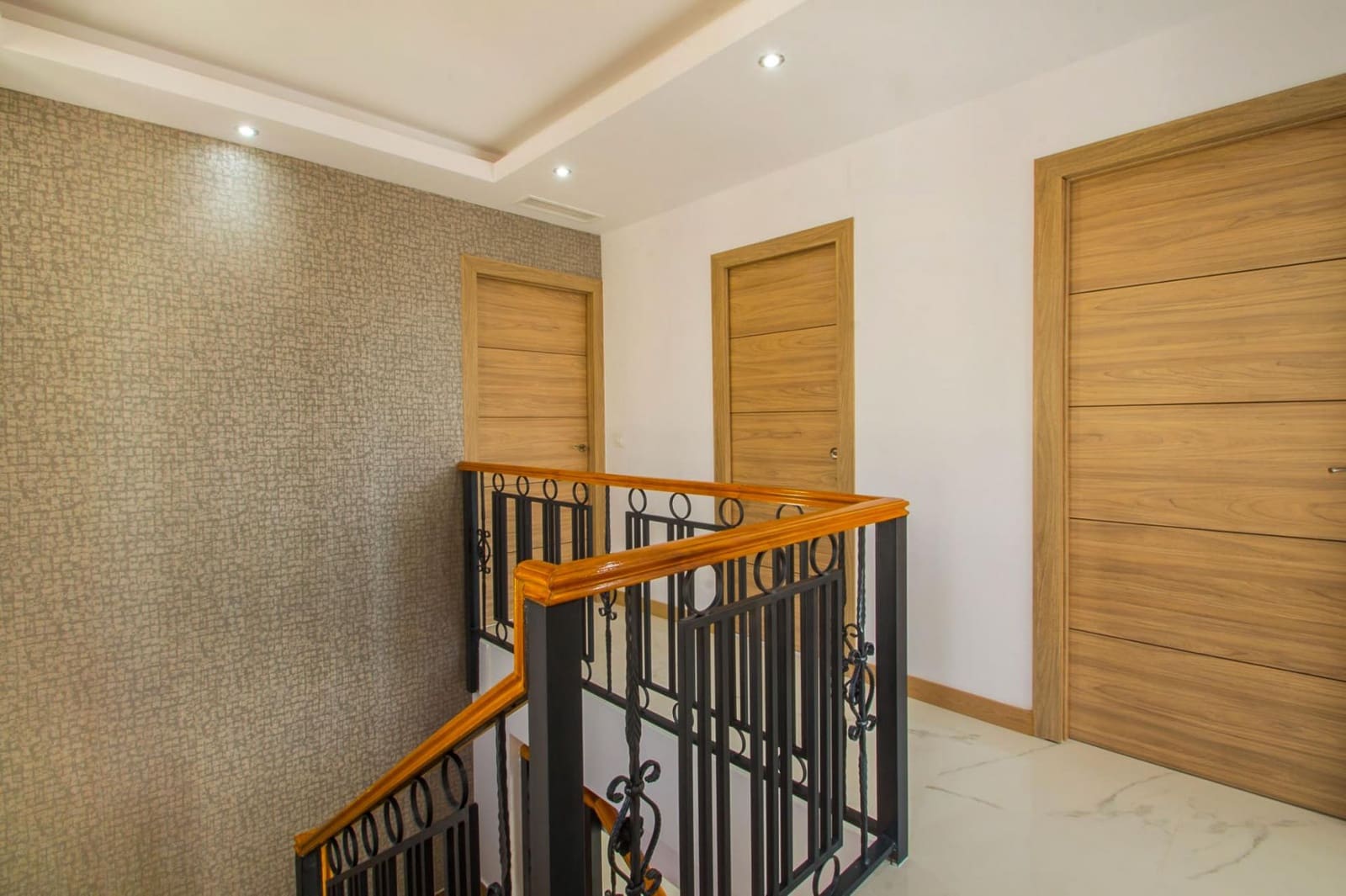 Chalet de 3 habitaciones en Finestrat en venta con piscina garaje - 800.000 € (Ref: 8059594)