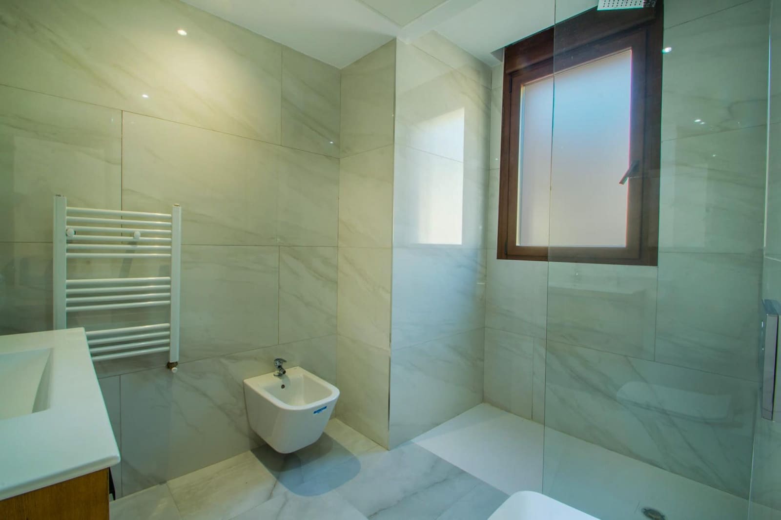 Chalet de 3 habitaciones en Finestrat en venta con piscina garaje - 800.000 € (Ref: 8059594)