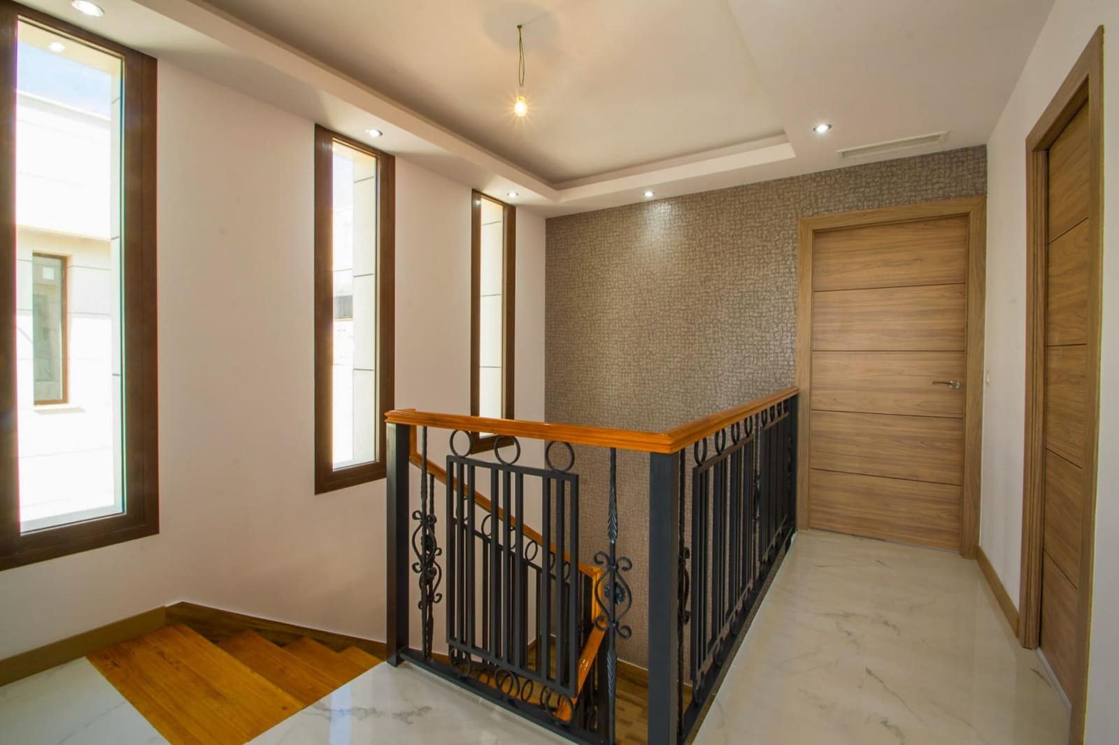 Chalet de 3 habitaciones en Finestrat en venta con piscina garaje - 800.000 € (Ref: 8059594)