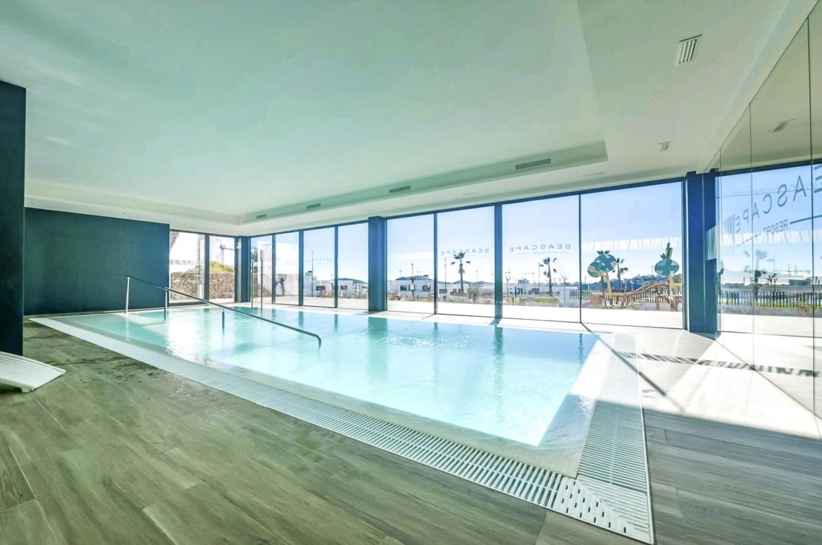 2 bedroom Apartment for sale in Finestrat with pool garage - € 420,000 (Ref: 8059630)