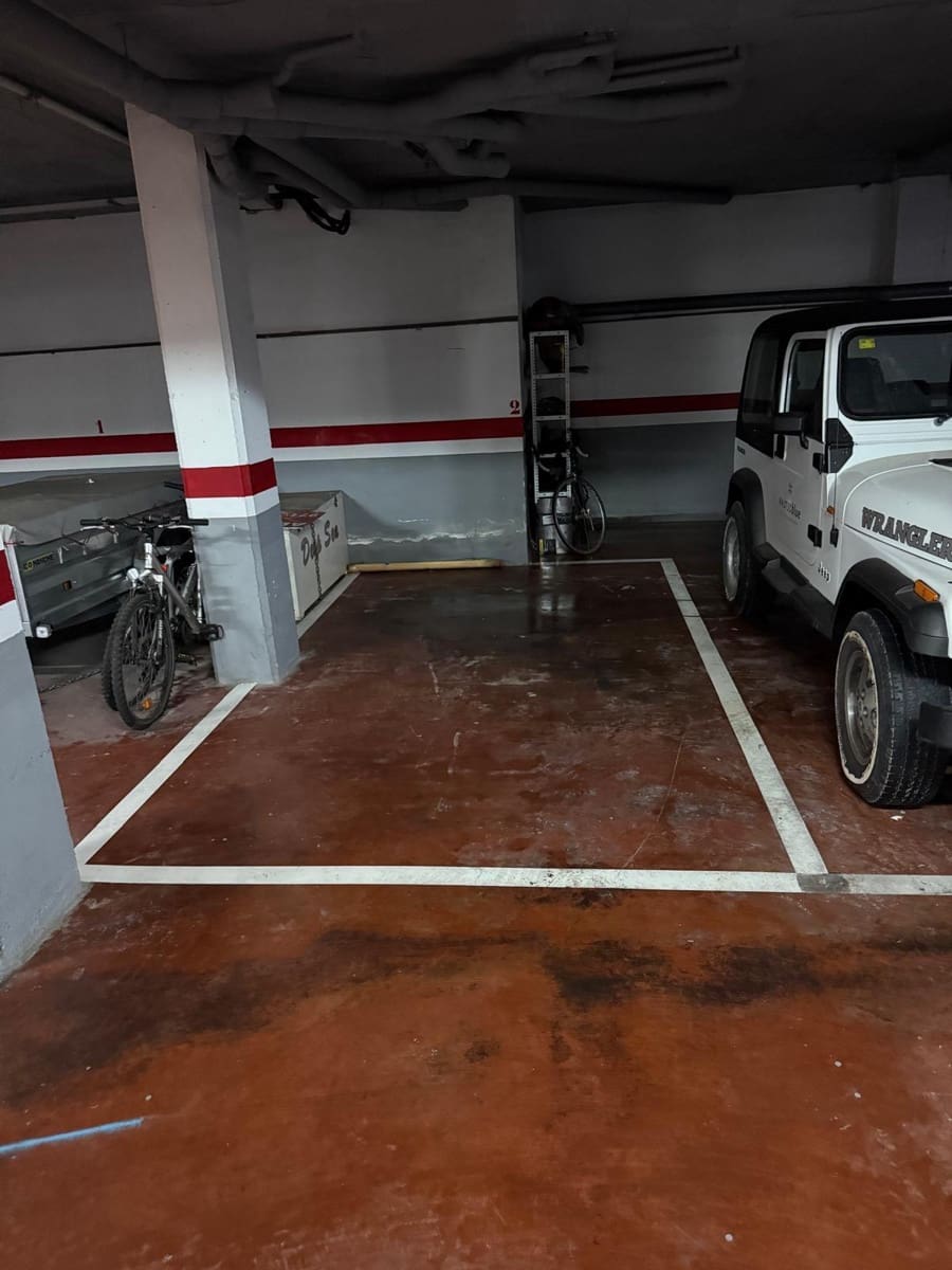 Garage att hyra i Ibiza stad - 150 € (Ref: 8085537)