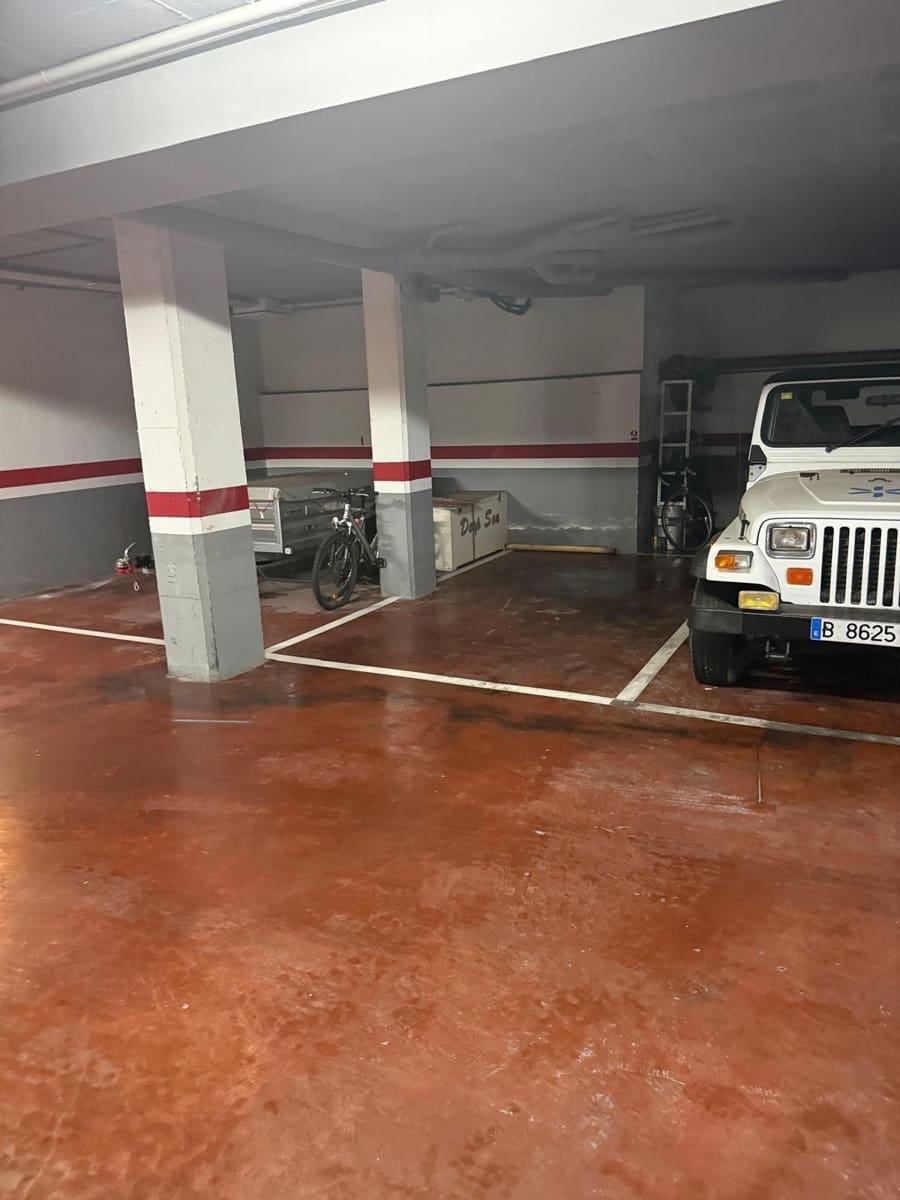 Garage att hyra i Ibiza stad - 150 € (Ref: 8085537)