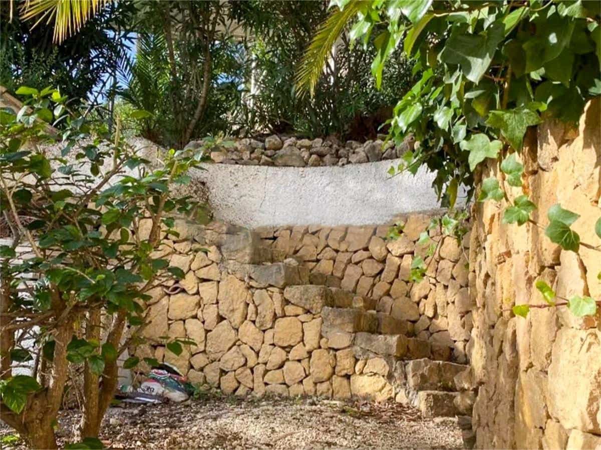 4 bedroom Villa for sale in Altea with pool - € 595,000 (Ref: 8140780)