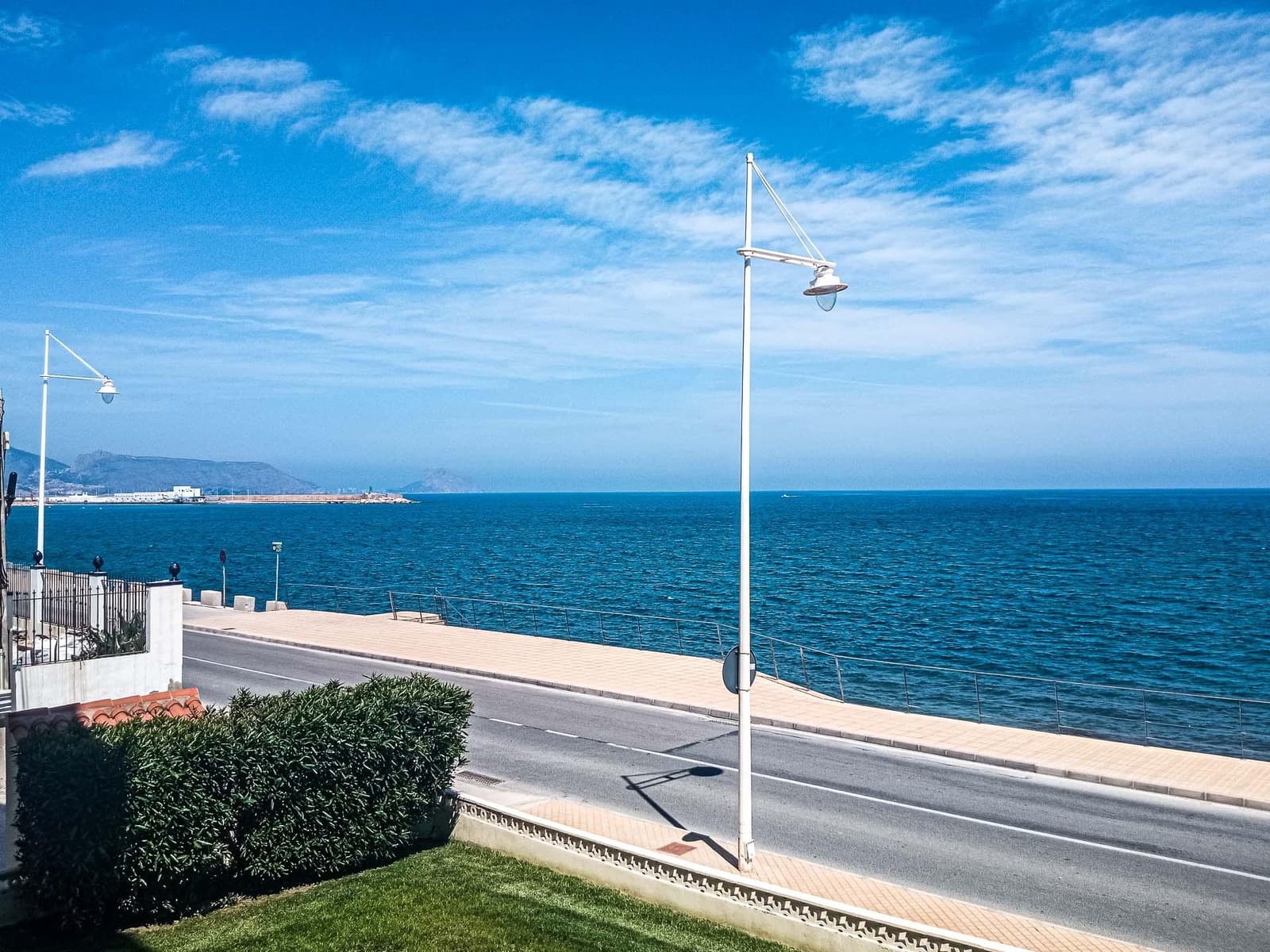 Apartamento de 2 habitaciones en Altea en alquiler con garaje - 1.400 € (Ref: 8152323)