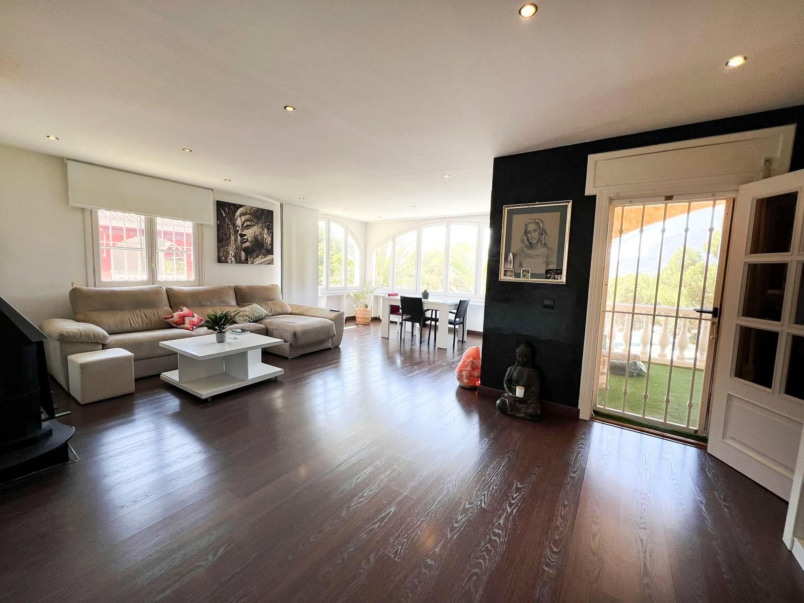 16 bedroom Villa for sale in Albir with pool - € 1,250,000 (Ref: 8331733)