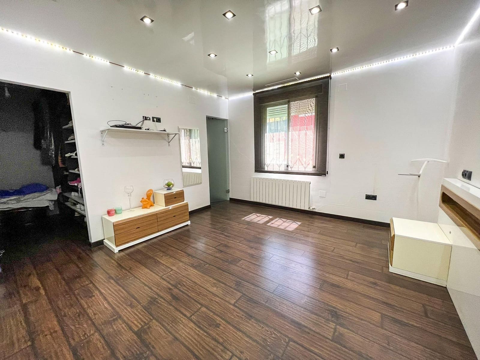 16 bedroom Villa for sale in Albir with pool - € 1,250,000 (Ref: 8331733)