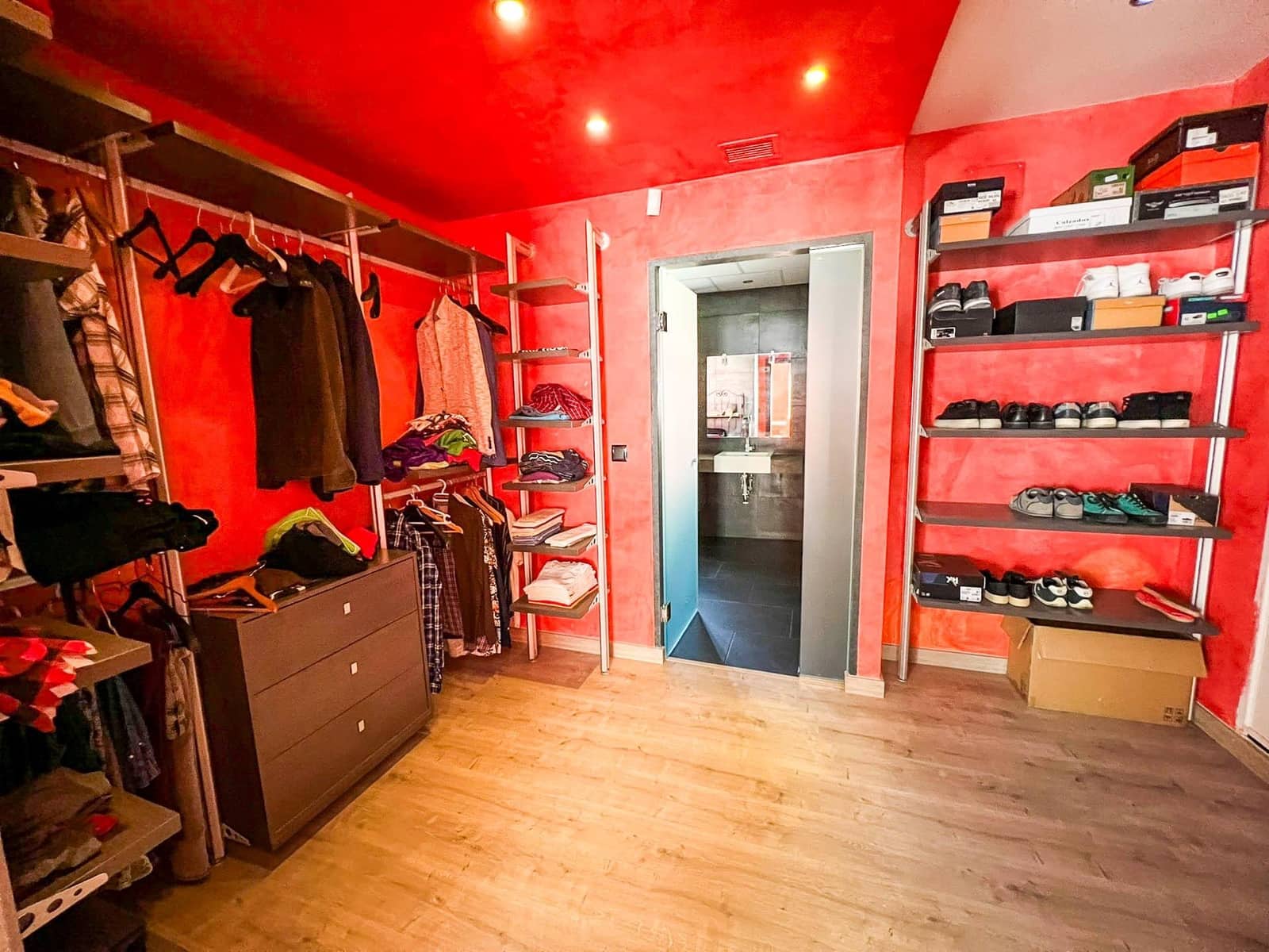 16 bedroom Villa for sale in Albir with pool - € 1,250,000 (Ref: 8331733)