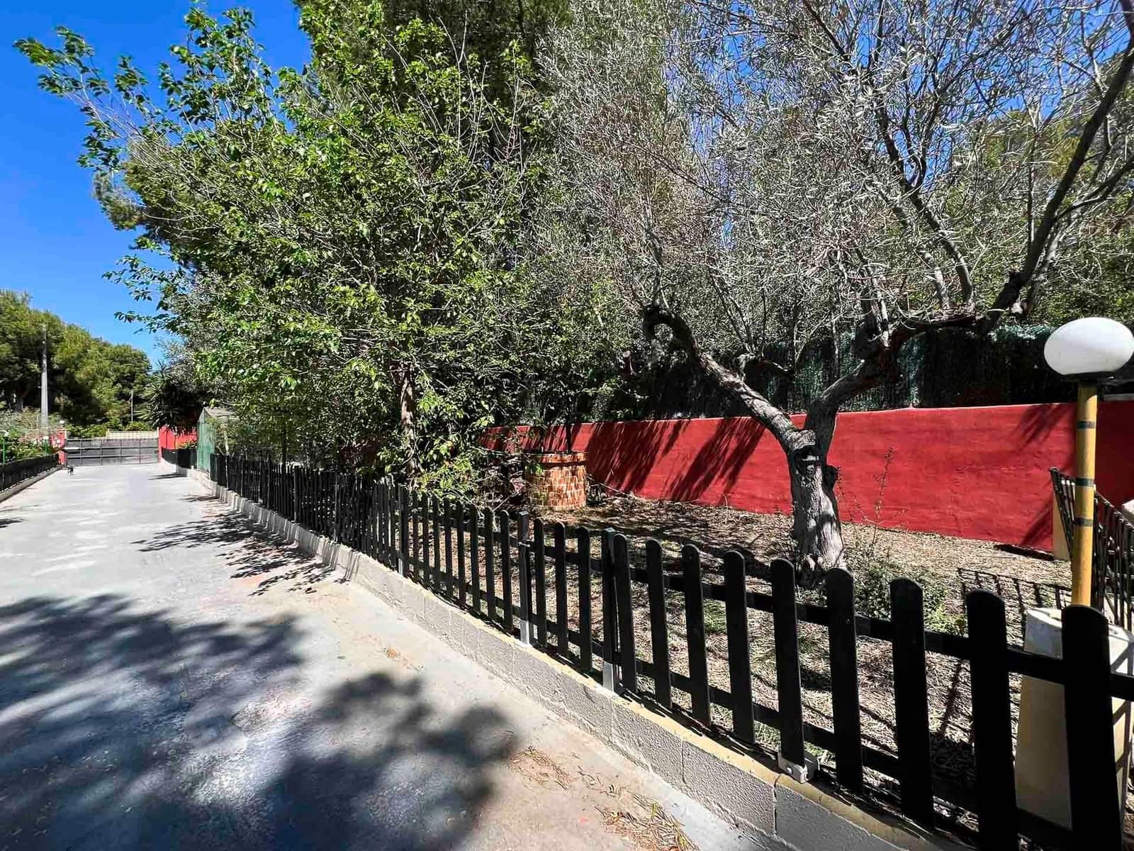 16 bedroom Villa for sale in Albir with pool - € 1,250,000 (Ref: 8331733)