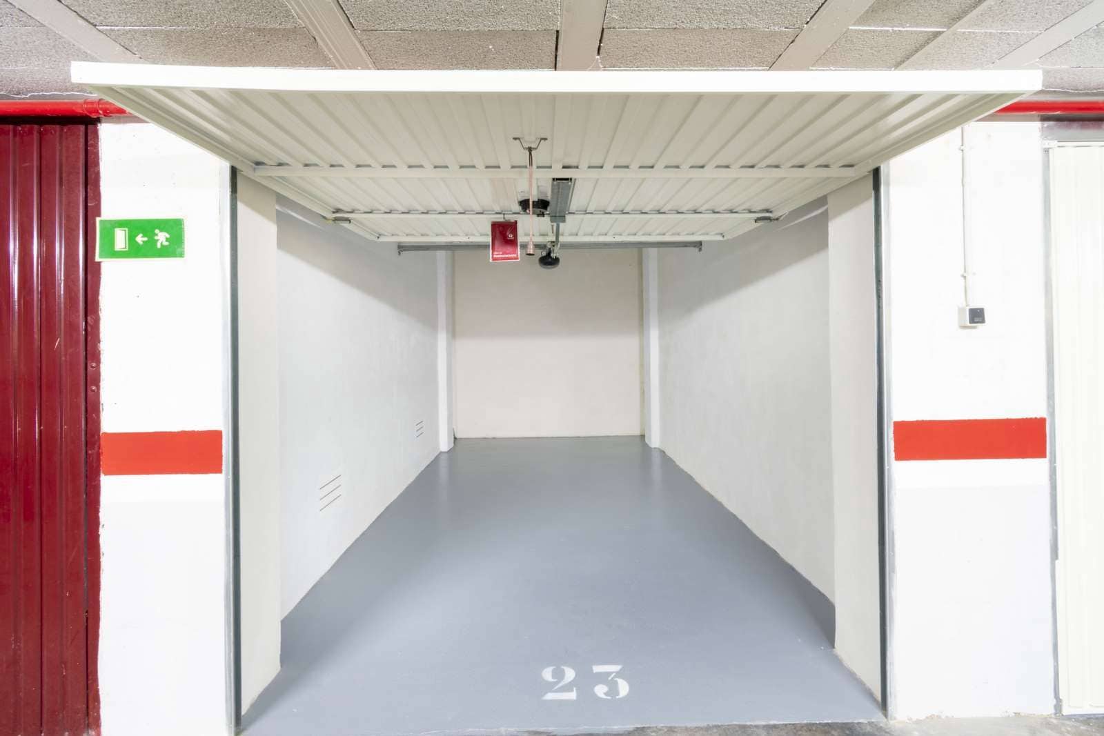 Garage te huur in Albir - € 150 (Ref: 8363616)