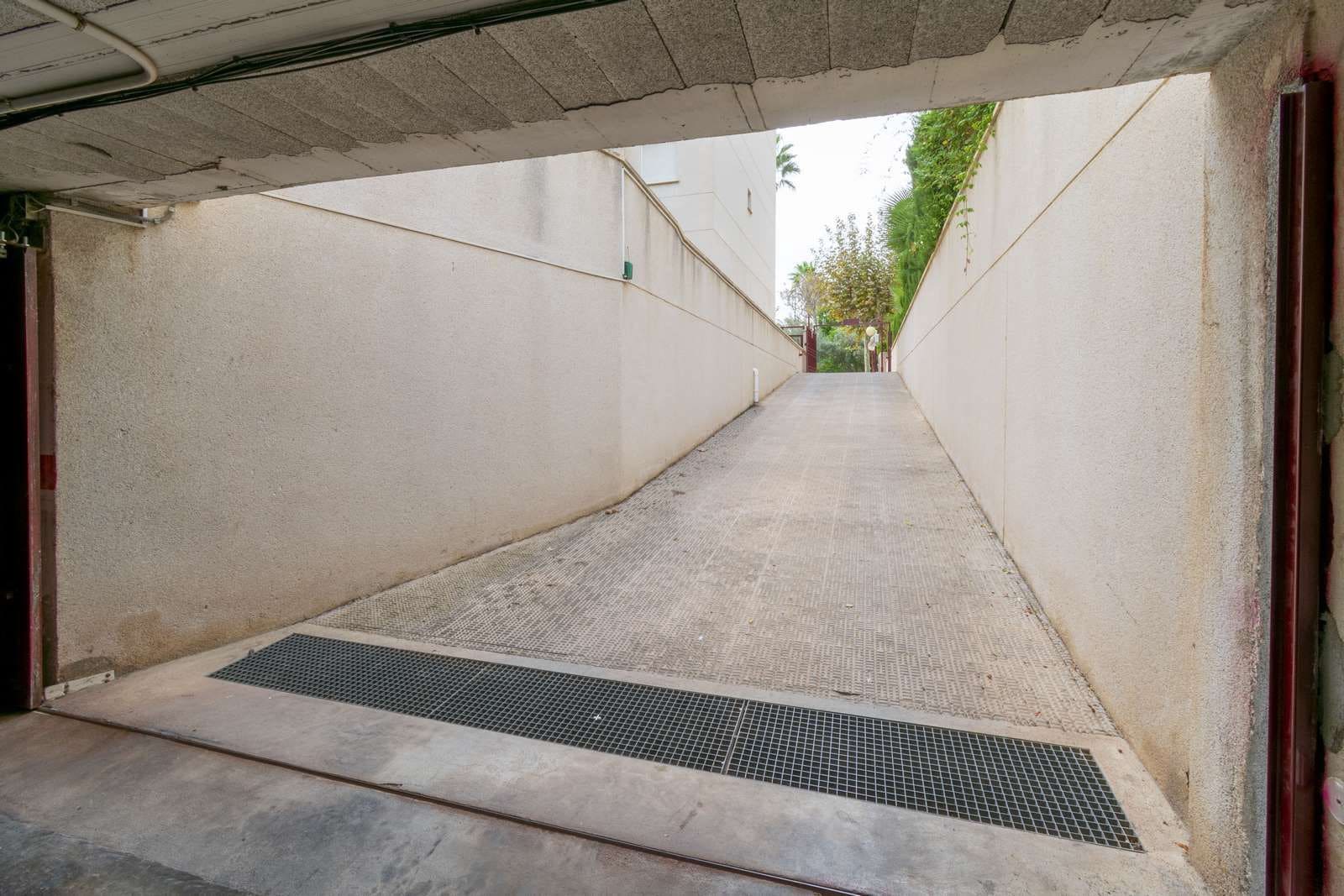 Garage te huur in Albir - € 150 (Ref: 8363616)