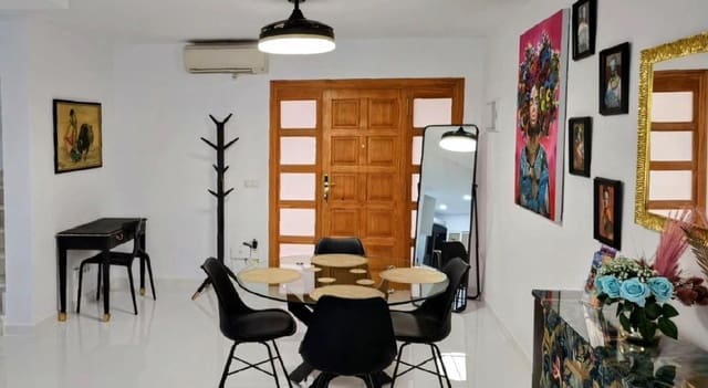 3 makuuhuone Rivitalo vuokrattavana paikassa Albir, Alfaz del Pi / L'Alfàs del Pi mukana uima-altaan 
autotalli - 1 500 € (Ref: 8434465)