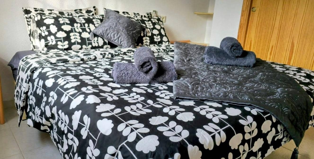 3 slaapkamer Rijtjeshuis te huur in Albir met zwembad garage - € 1.500 (Ref: 8434465)