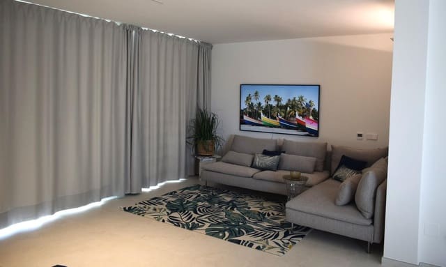 2 bedroom Apartment for rent in Altea with pool - € 2,900 (Ref: 8454885)