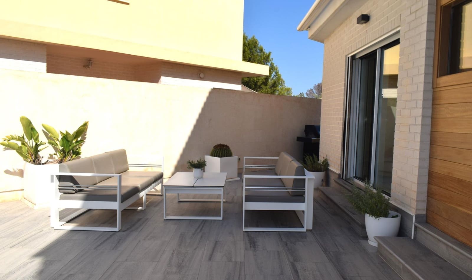 4 soveværelse Semi-Rækkehus til salg i Alfaz del Pi / L'Alfas del Pi med swimmingpool garage - € 599.000 (Ref: 8469282)