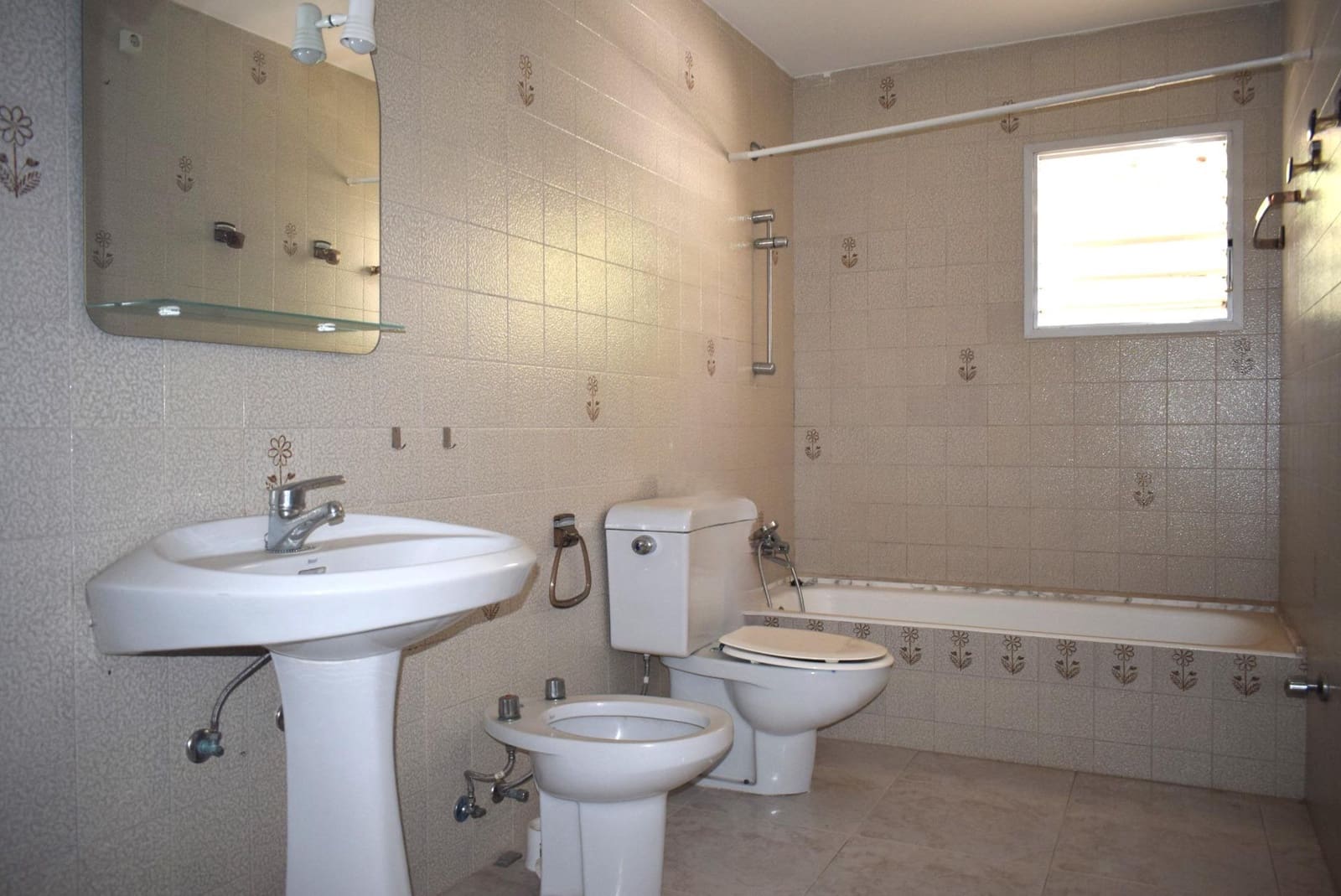 6 bedroom Villa for sale in Albir with pool garage - € 850,000 (Ref: 8472594)