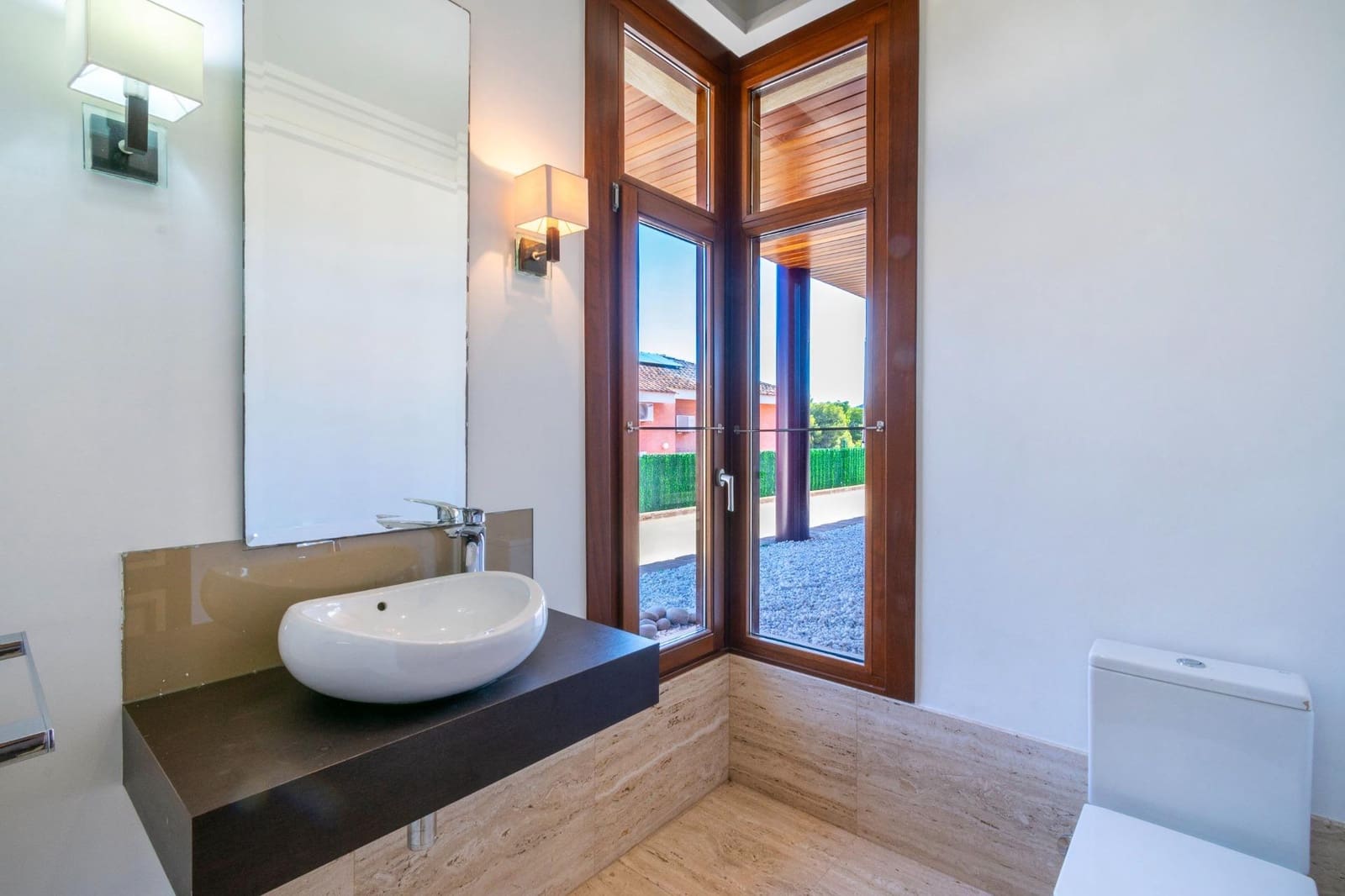 4 bedroom Villa for sale in Albir with pool garage - € 1,650,000 (Ref: 8536556)