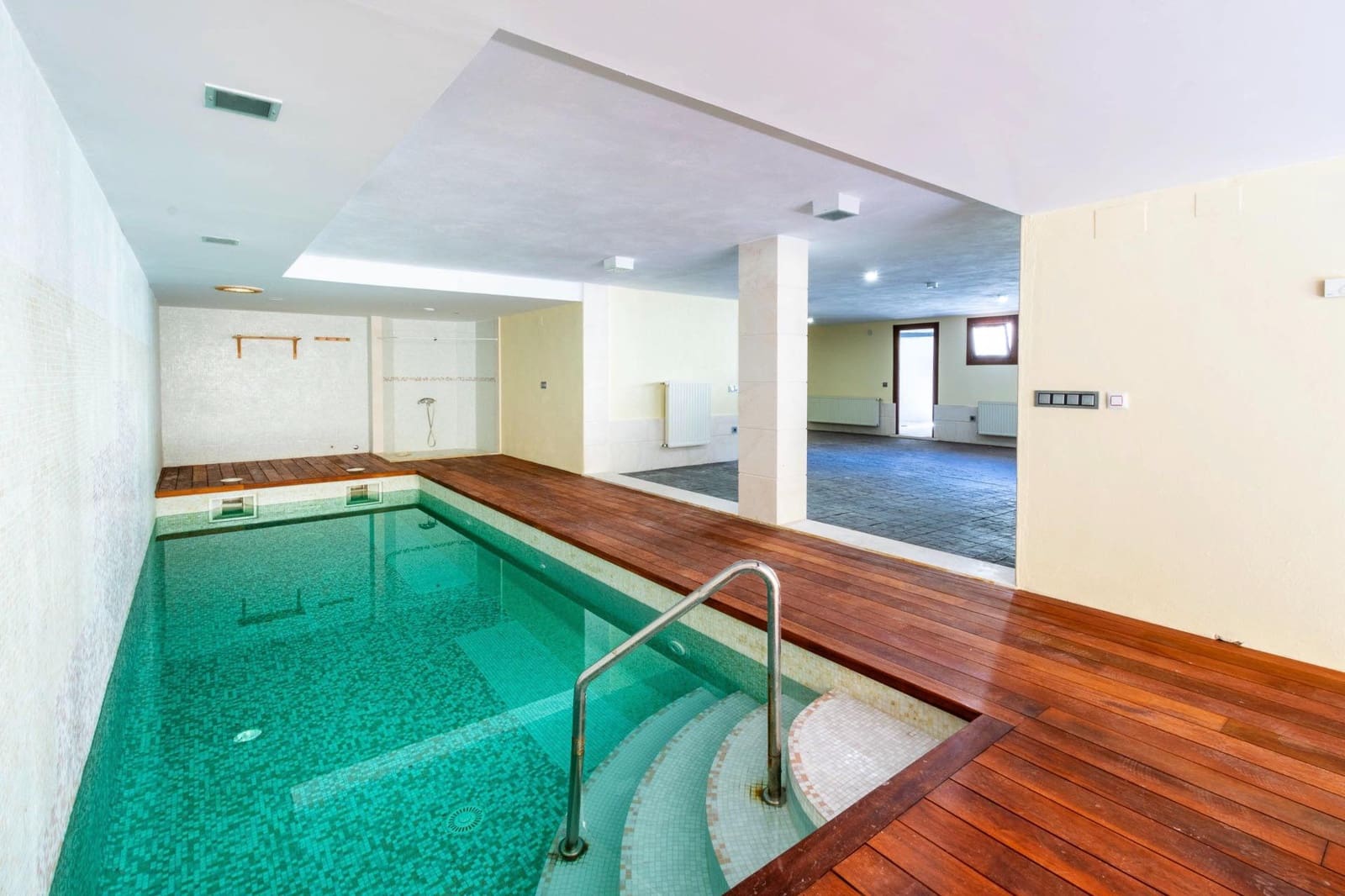 4 bedroom Villa for sale in Albir with pool garage - € 1,650,000 (Ref: 8536556)