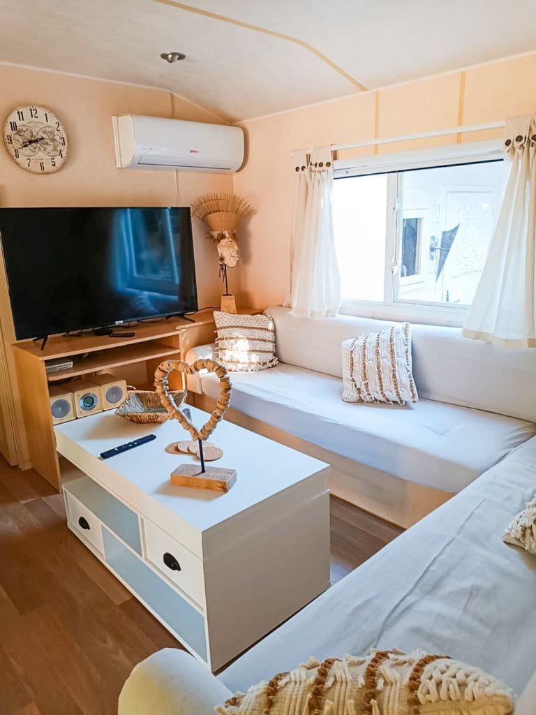 2 bedroom Villa for rent in Benidorm with garage - € 1,800 (Ref: 8580260)