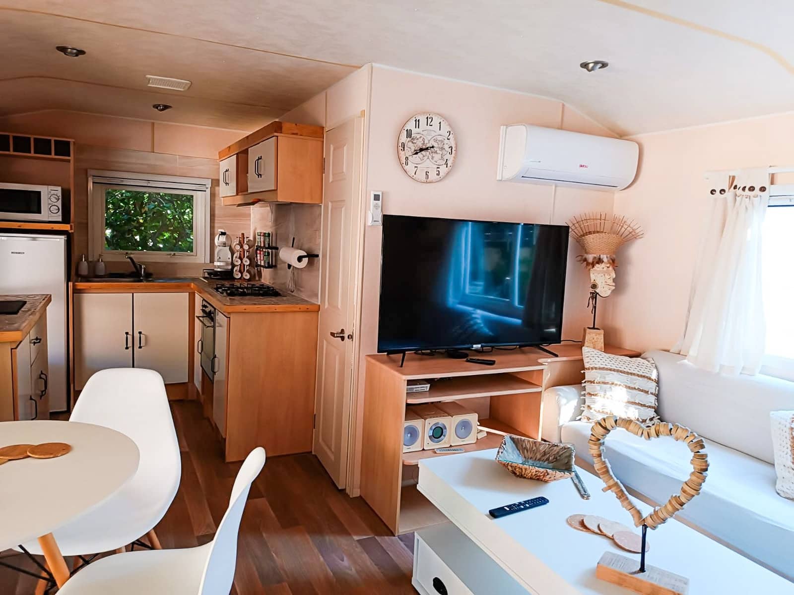 2 bedroom Villa for rent in Benidorm with garage - € 1,800 (Ref: 8580260)