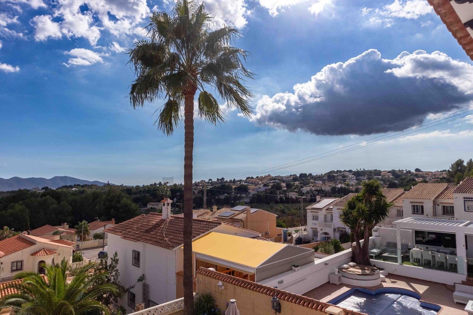 Chalet de 7 habitaciones en Alfaz del Pi / L'Alfàs del Pi en venta con piscina garaje - 460.000 € (Ref: 8599840)