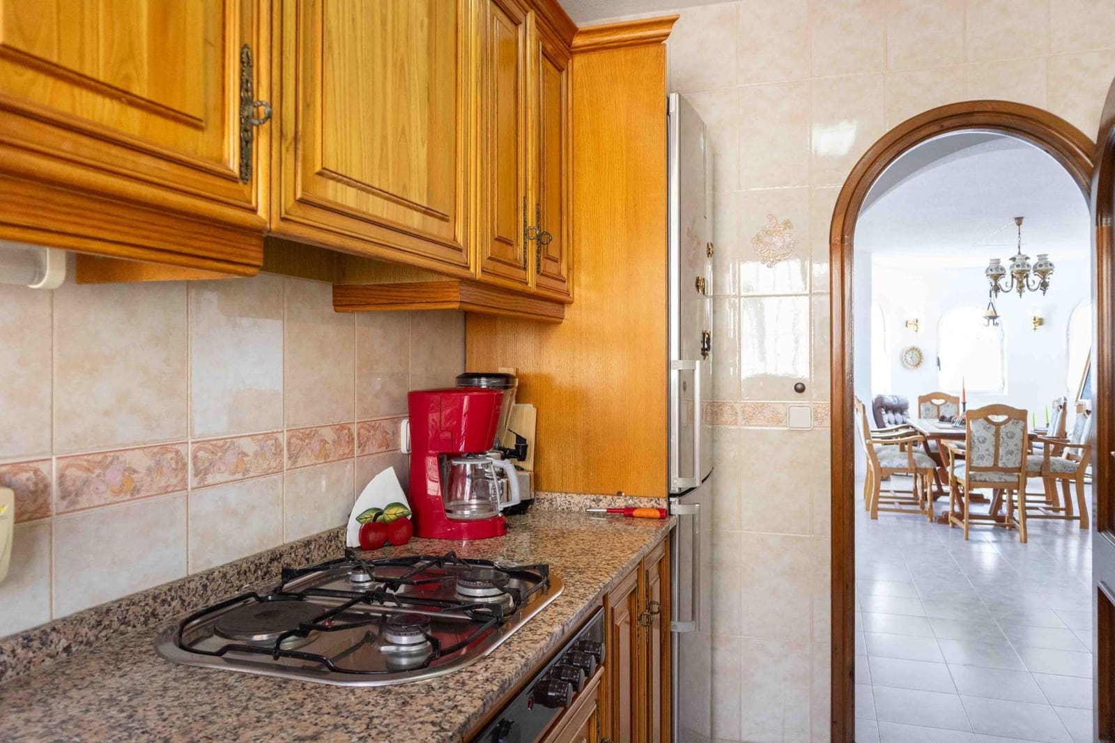 Chalet de 7 habitaciones en Alfaz del Pi / L'Alfàs del Pi en venta con piscina garaje - 460.000 € (Ref: 8599840)