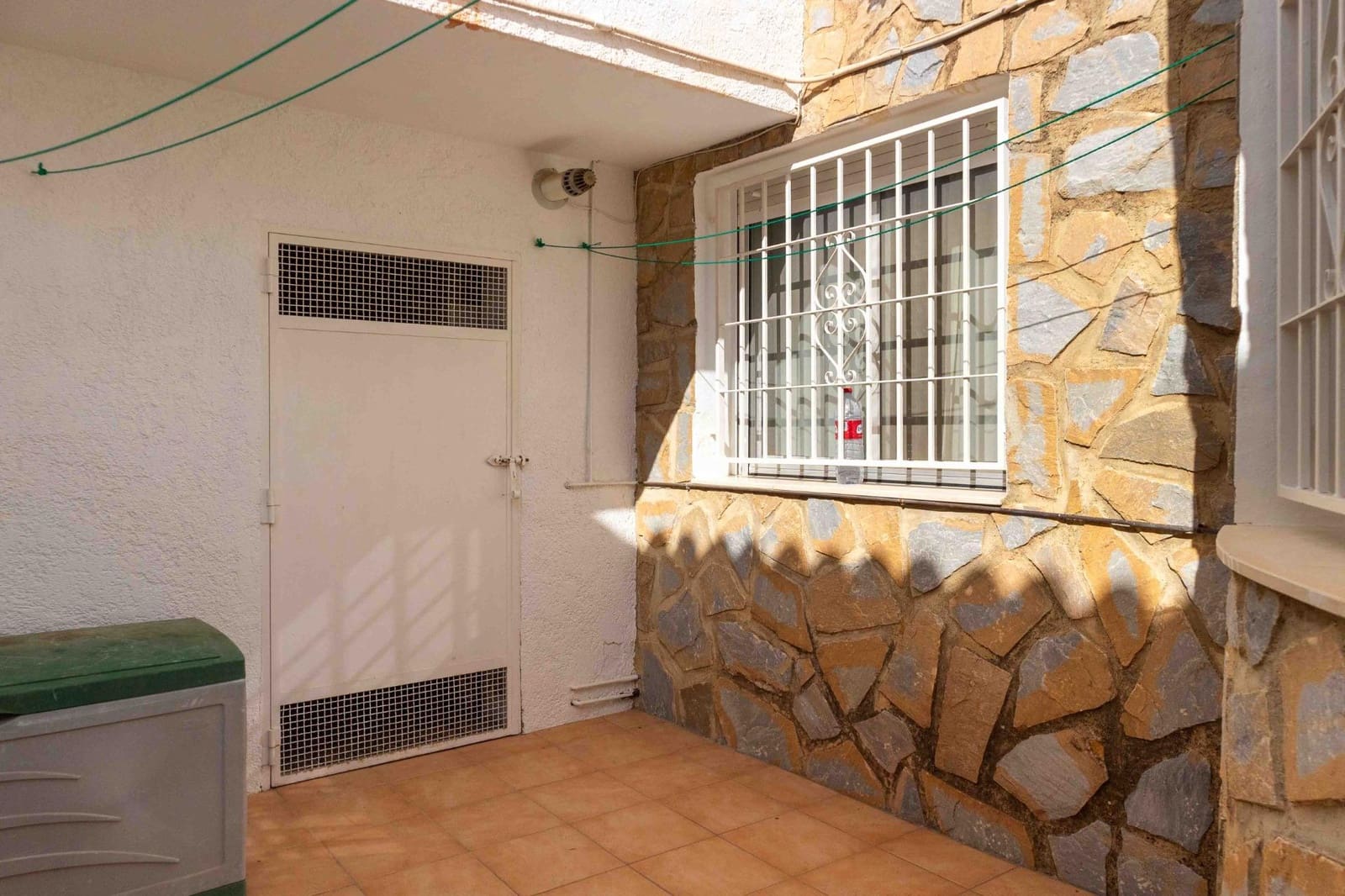 Chalet de 7 habitaciones en Alfaz del Pi / L'Alfàs del Pi en venta con piscina garaje - 460.000 € (Ref: 8599840)