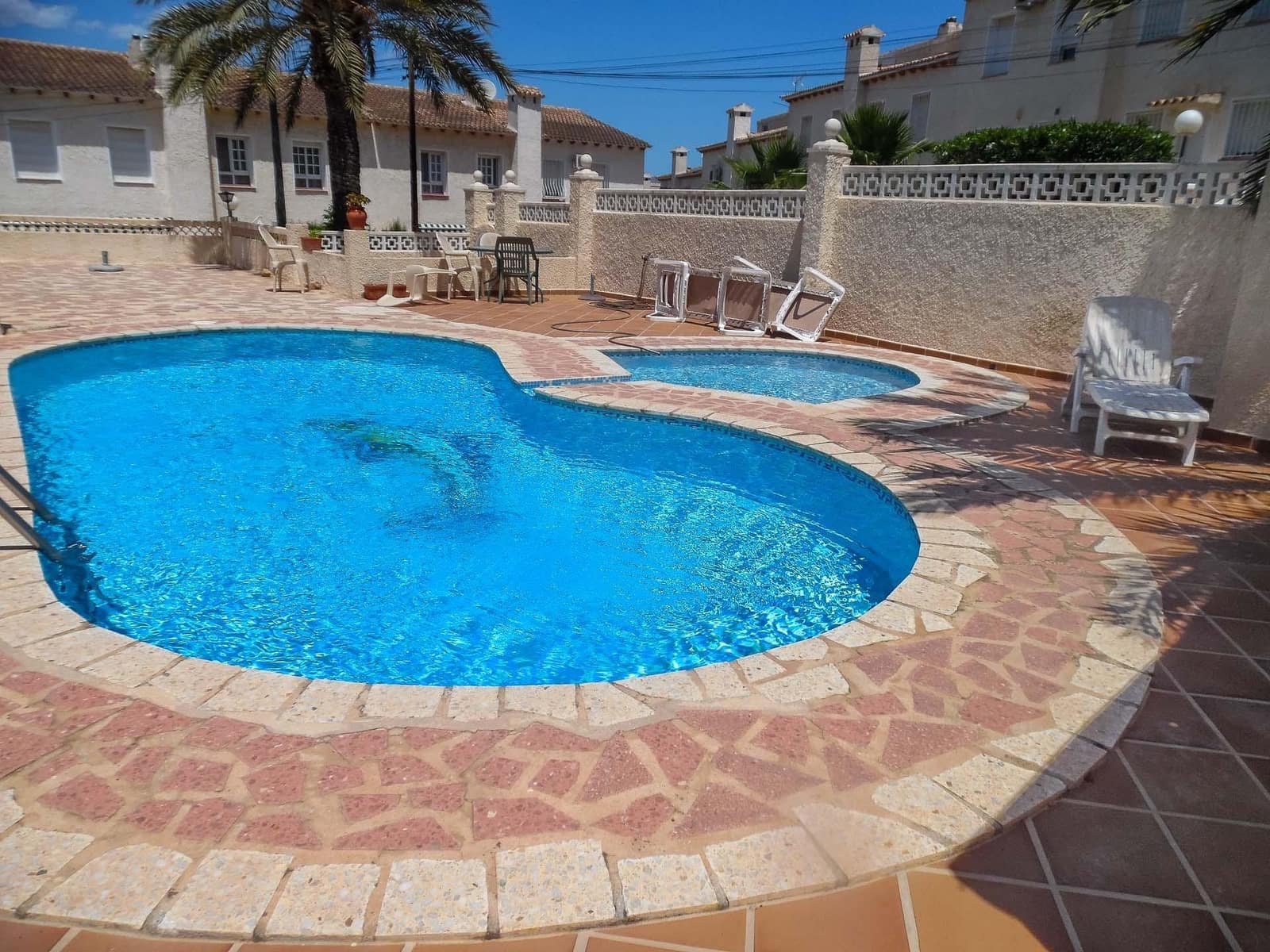 9 bedroom Villa for sale in Albir with pool garage - € 750,000 (Ref: 8638678)