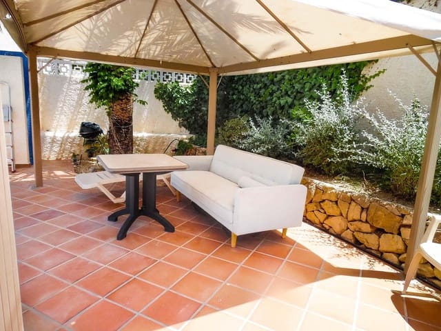 9 bedroom Villa for sale in Albir, Alfaz del Pi / L'Alfàs del Pi with pool garage - € 750,000 (Ref: 8638678)